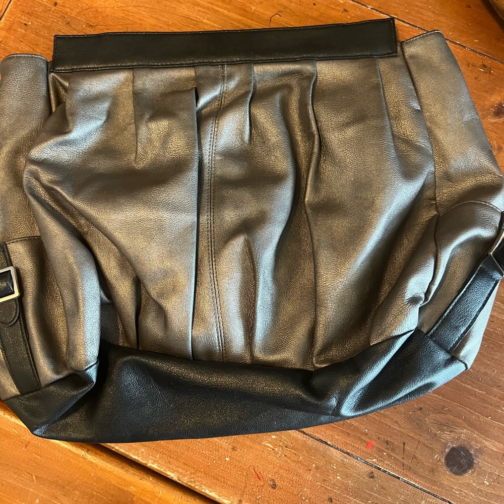 Miche Purses - image 8